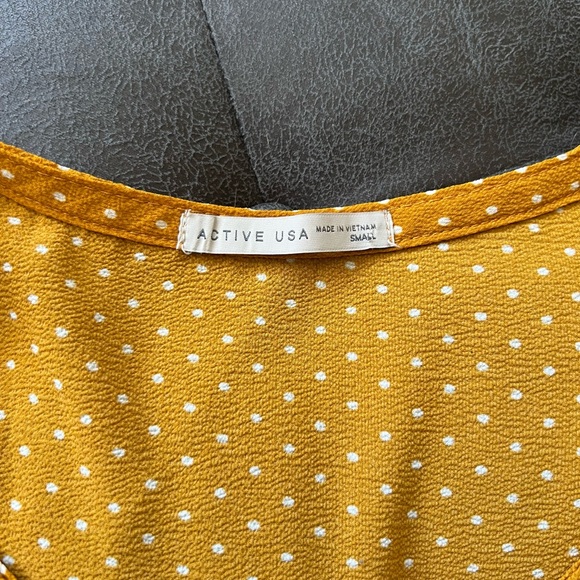 Active USA Polka Dot Top - Picture 2 of 3